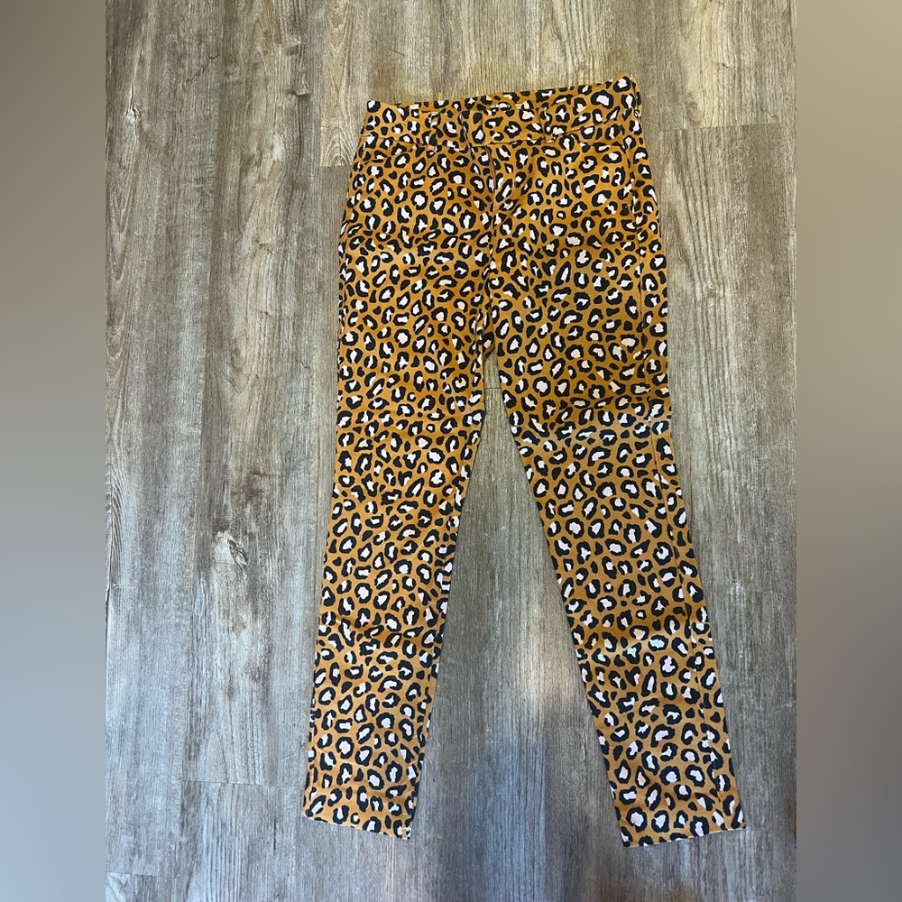Old Navy Mustard Leopard Print Pixie Ankle Pants